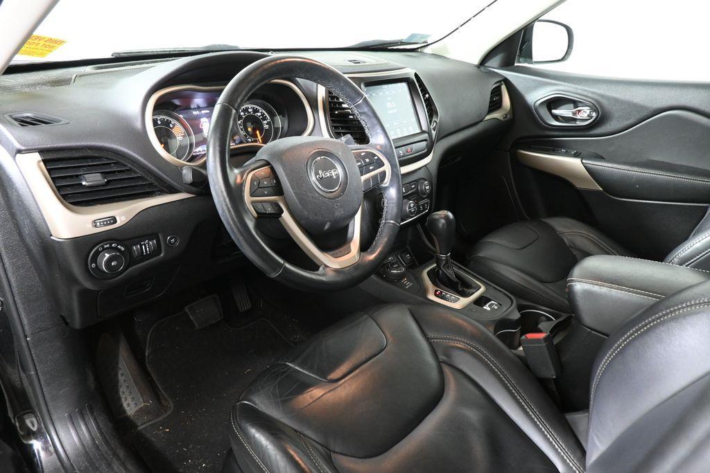 used 2018 Jeep Cherokee car, priced at $14,479