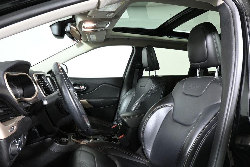 used 2018 Jeep Cherokee car, priced at $14,479