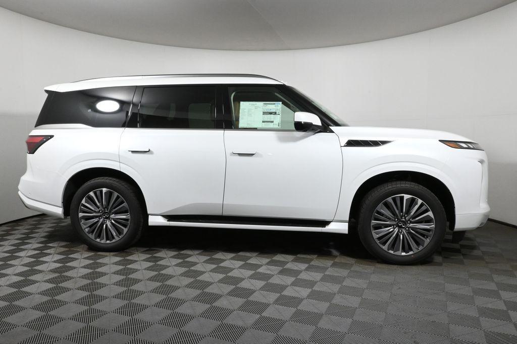 new 2025 INFINITI QX80 car, priced at $93,510