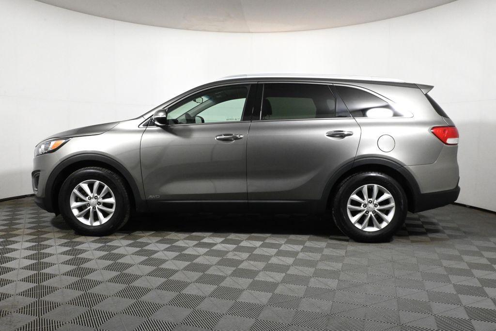 used 2016 Kia Sorento car, priced at $8,979