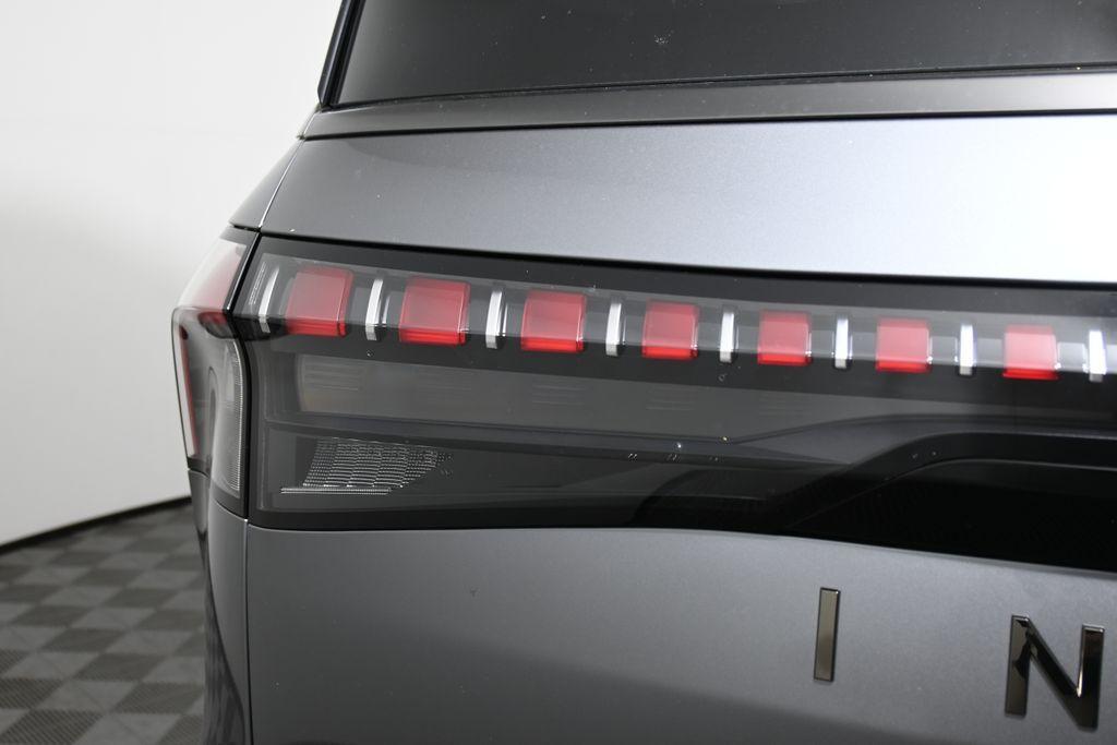 new 2026 INFINITI QX80 car