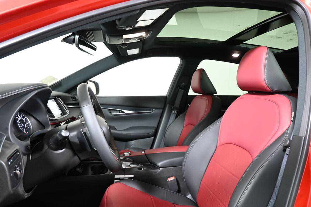 new 2025 INFINITI QX50 car