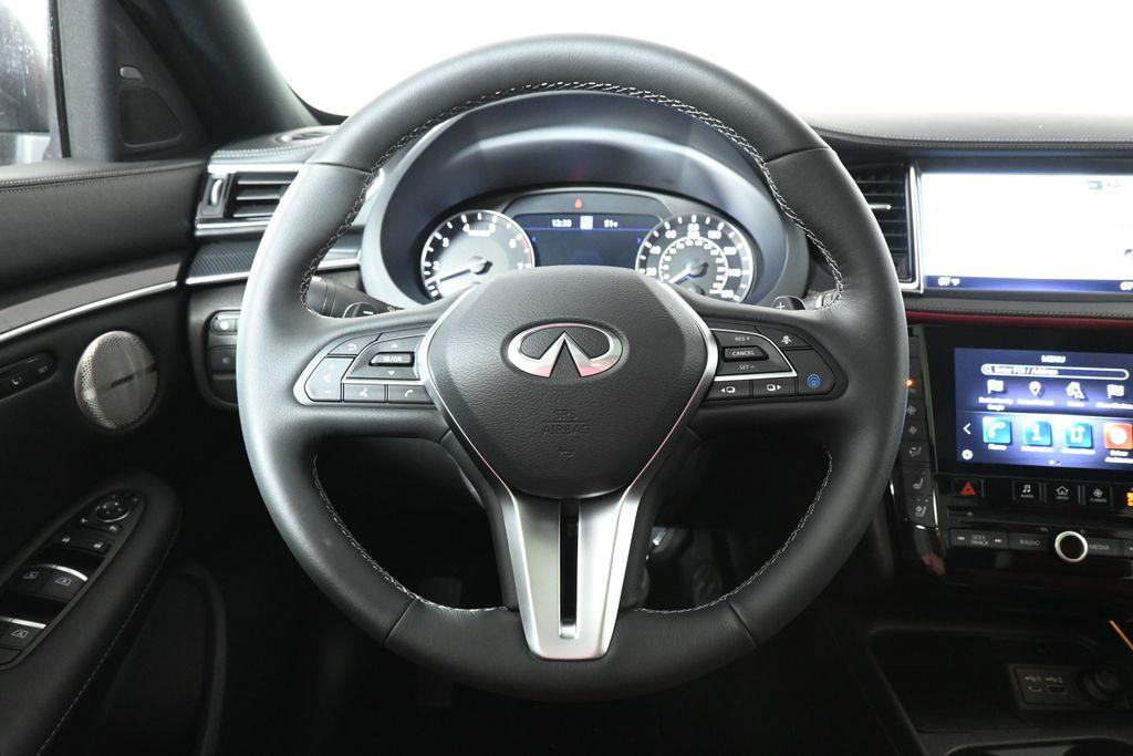 new 2025 INFINITI QX50 car