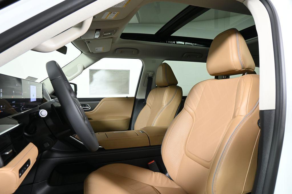 new 2026 INFINITI QX80 car