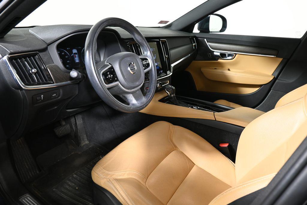 used 2020 Volvo V90 Cross Country car, priced at $26,979