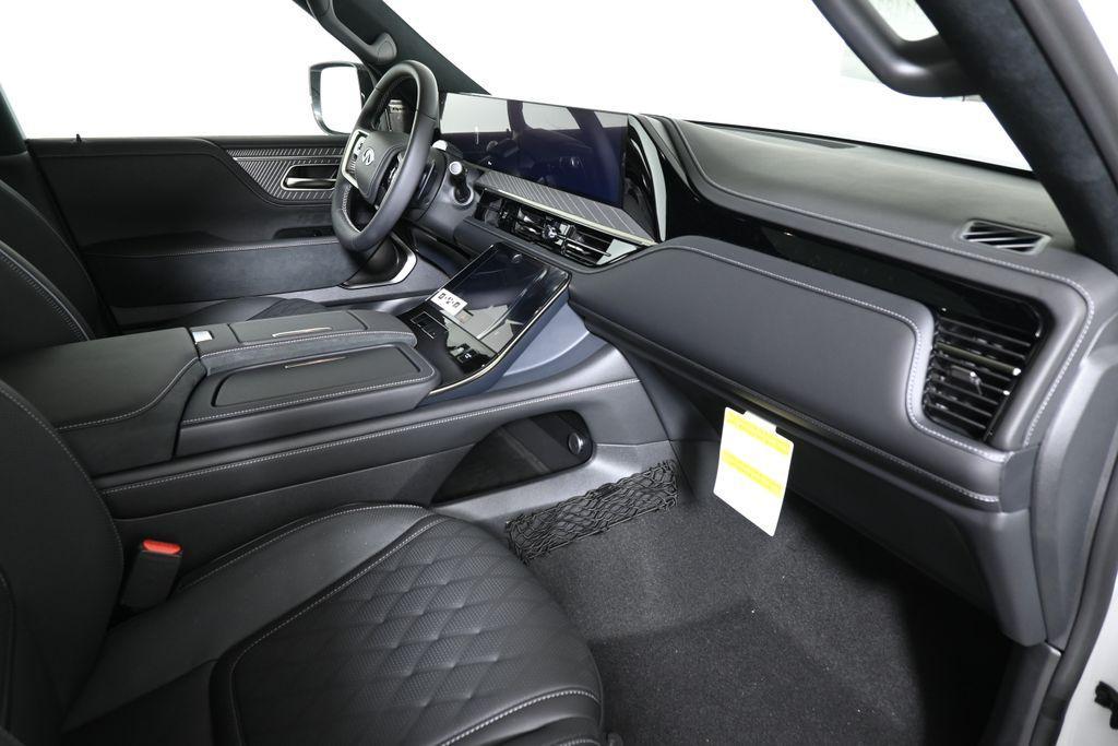 new 2026 INFINITI QX80 car