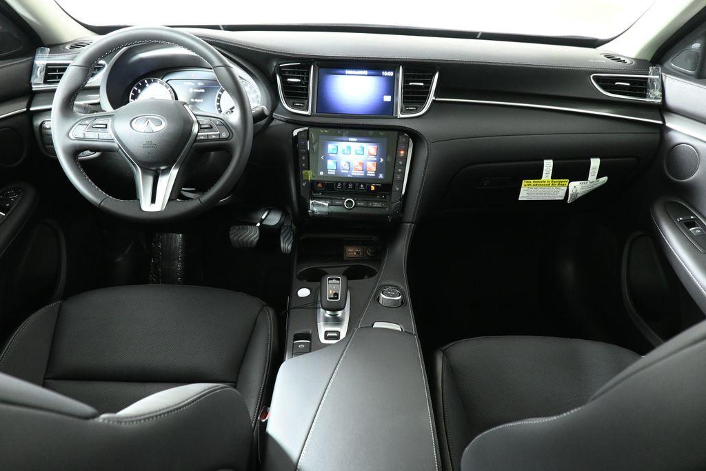 new 2025 INFINITI QX50 car