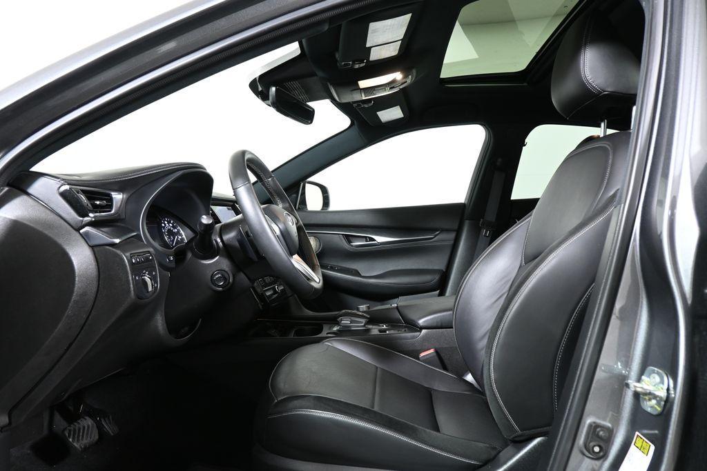 used 2025 INFINITI QX55 car, priced at $41,979