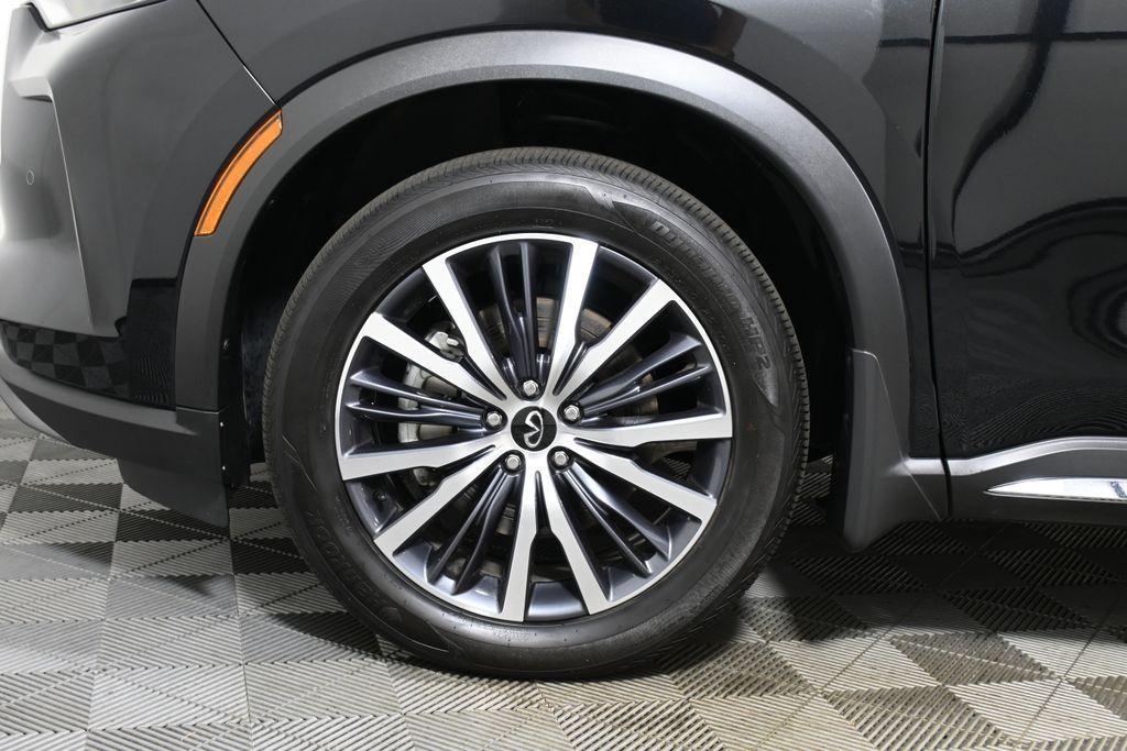 used 2025 INFINITI QX60 car, priced at $50,979