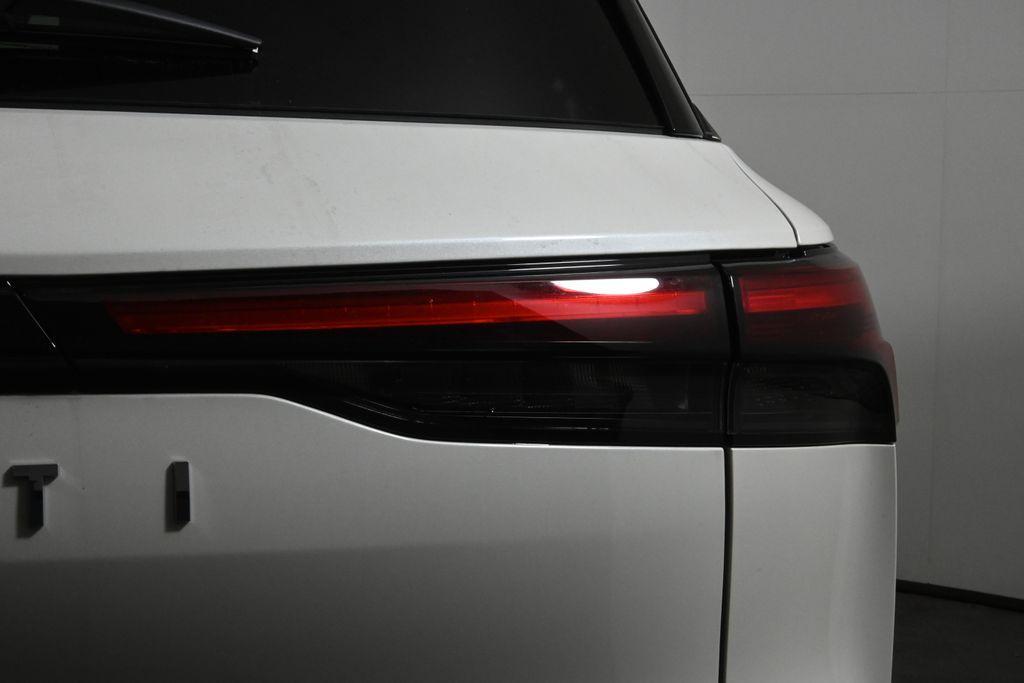 new 2025 INFINITI QX60 car