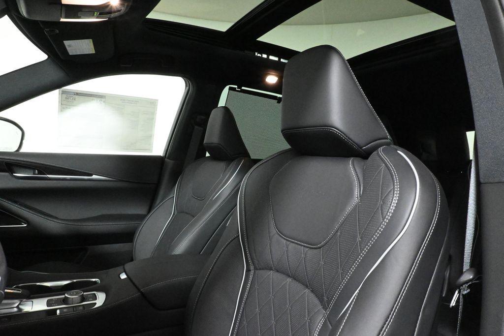 new 2025 INFINITI QX60 car
