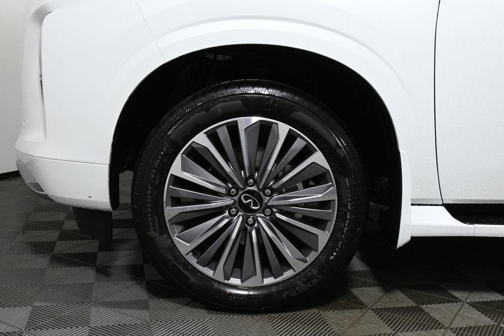 new 2025 INFINITI QX80 car, priced at $96,025