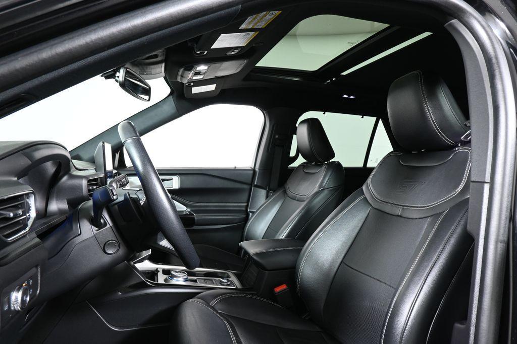 used 2022 Ford Explorer car, priced at $38,979