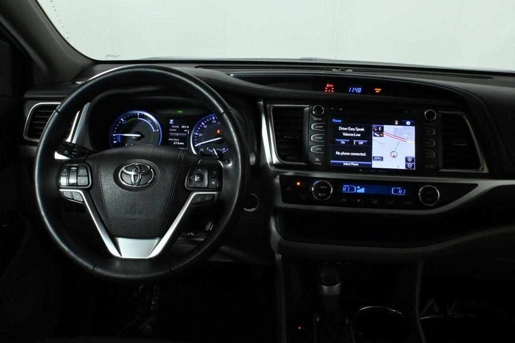 used 2019 Toyota Highlander Hybrid car, priced at $28,979