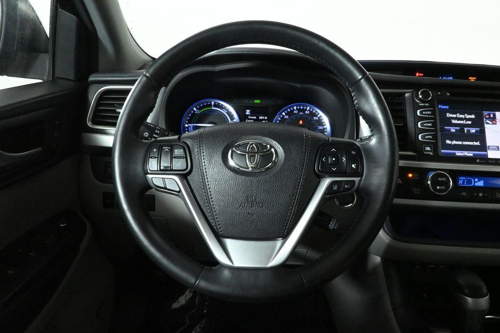 used 2019 Toyota Highlander Hybrid car, priced at $28,979