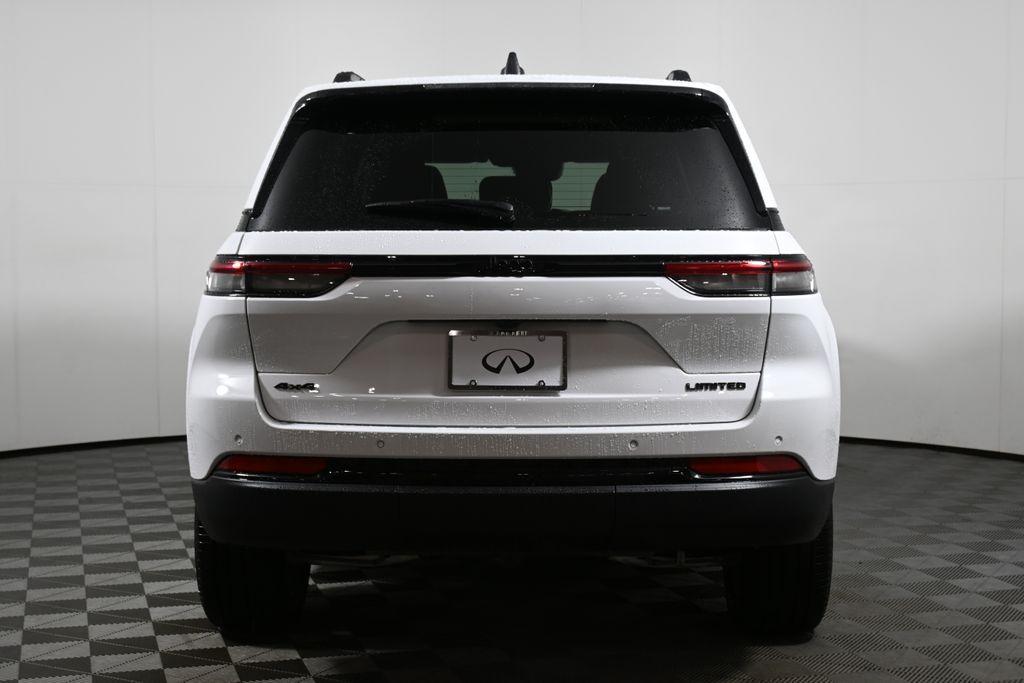 used 2025 Jeep Grand Cherokee car, priced at $40,979