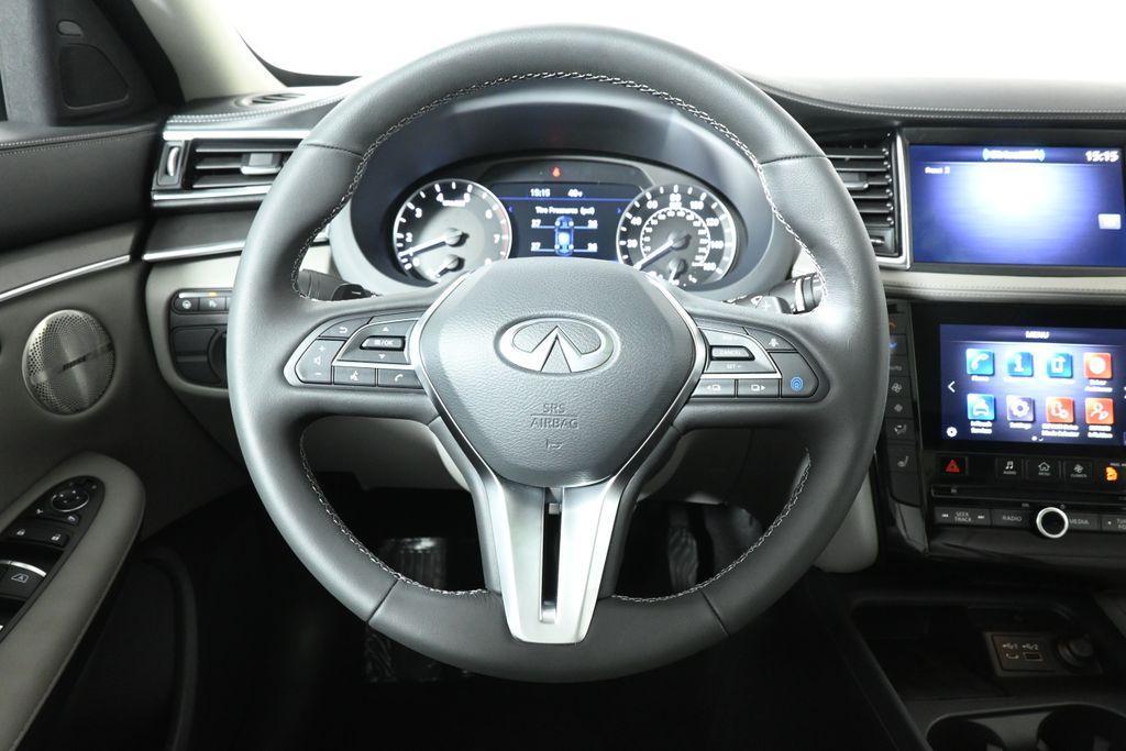 new 2025 INFINITI QX50 car