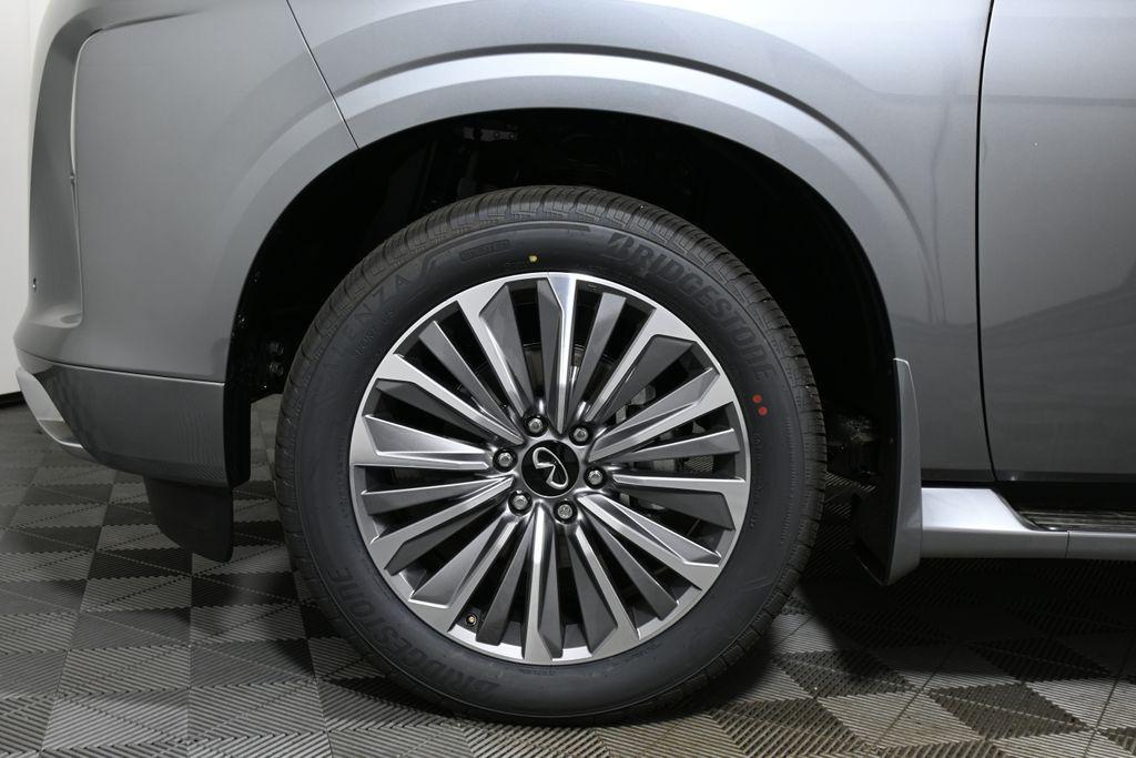 new 2025 INFINITI QX80 car, priced at $95,850