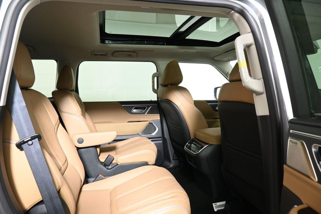 new 2025 INFINITI QX80 car, priced at $95,850