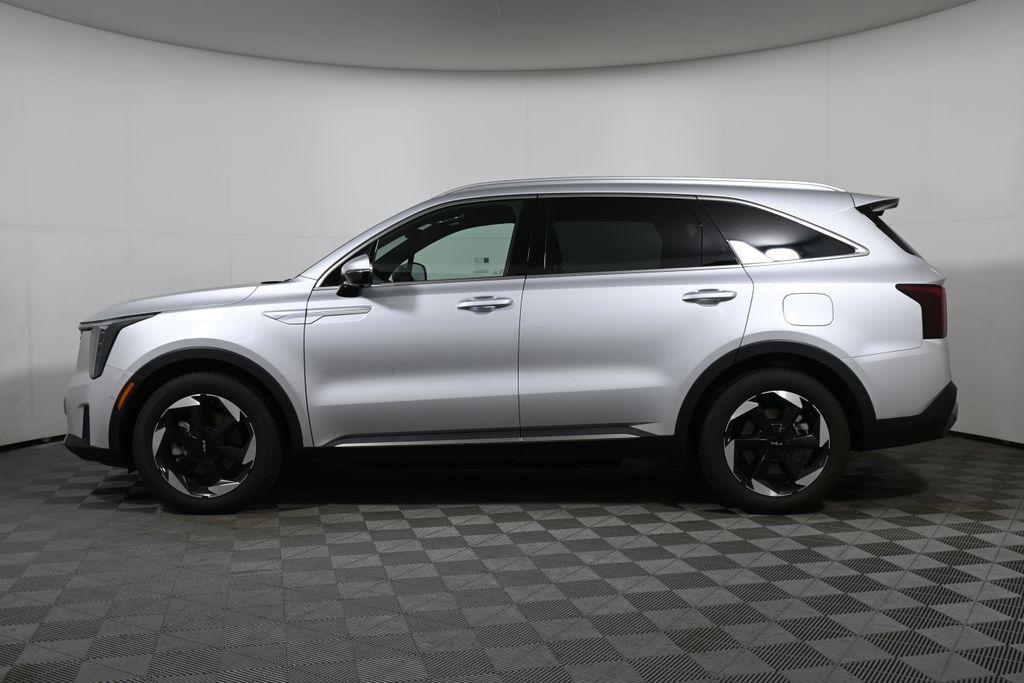 used 2025 Kia Sorento Plug-In Hybrid car, priced at $43,979