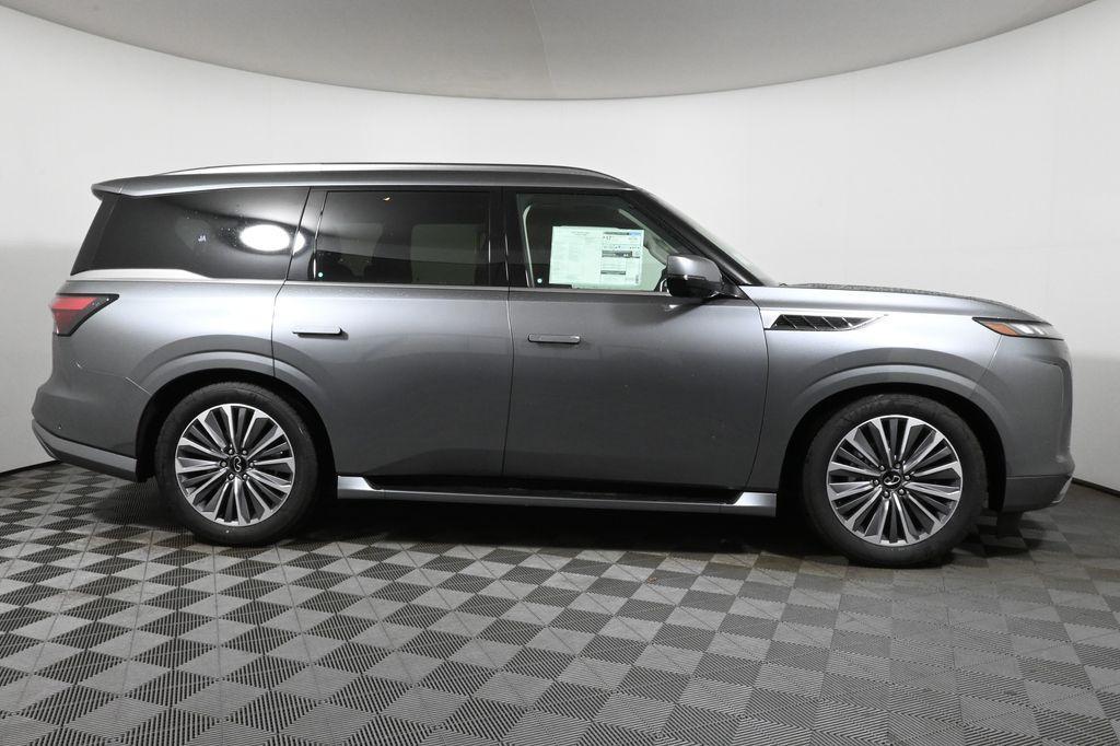 new 2025 INFINITI QX80 car, priced at $106,250