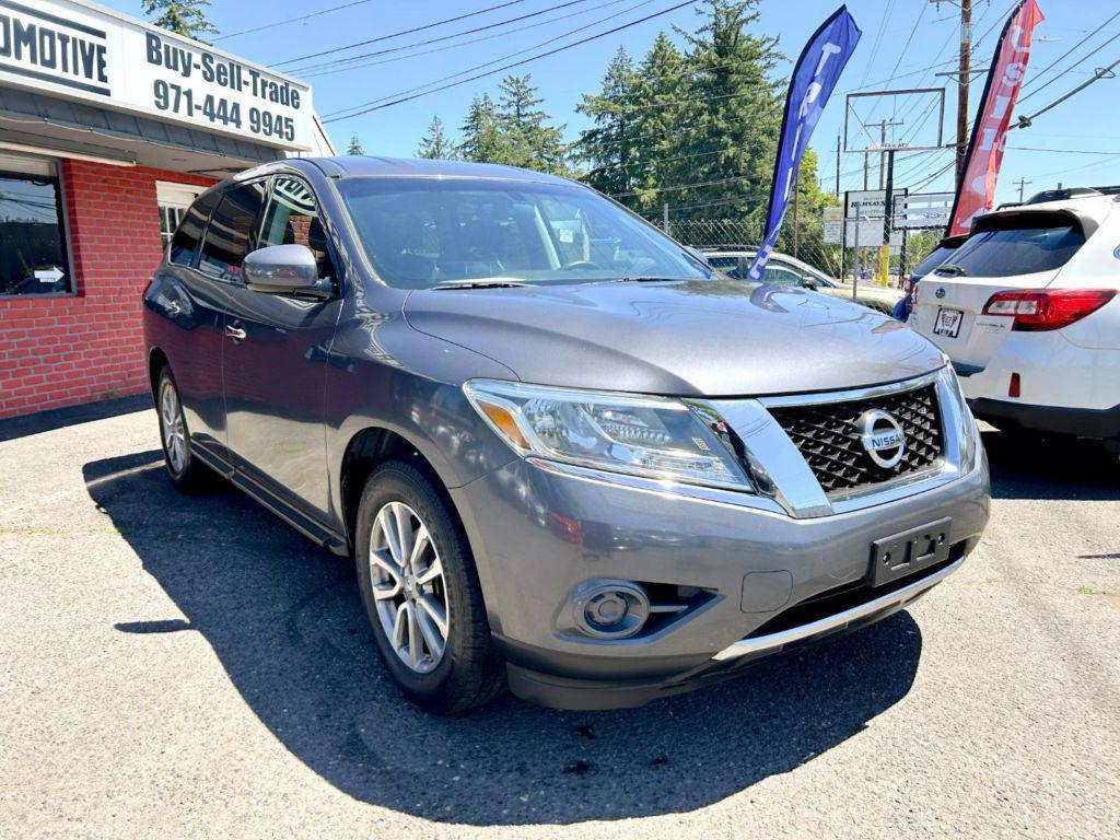 used 2014 Nissan Pathfinder car, priced at $9,999
