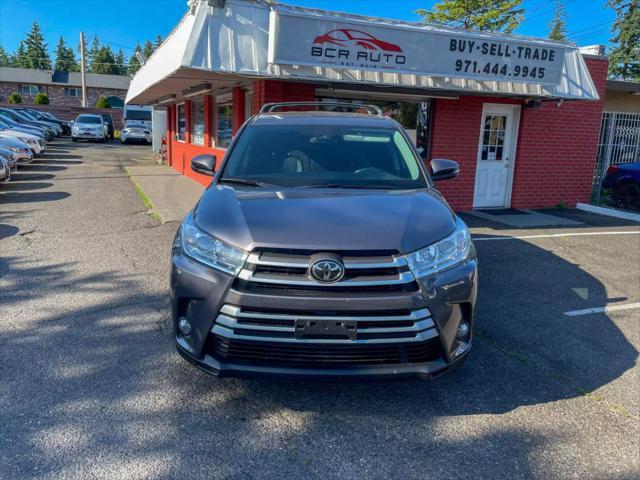 used 2018 Toyota Highlander car, priced at $19,999