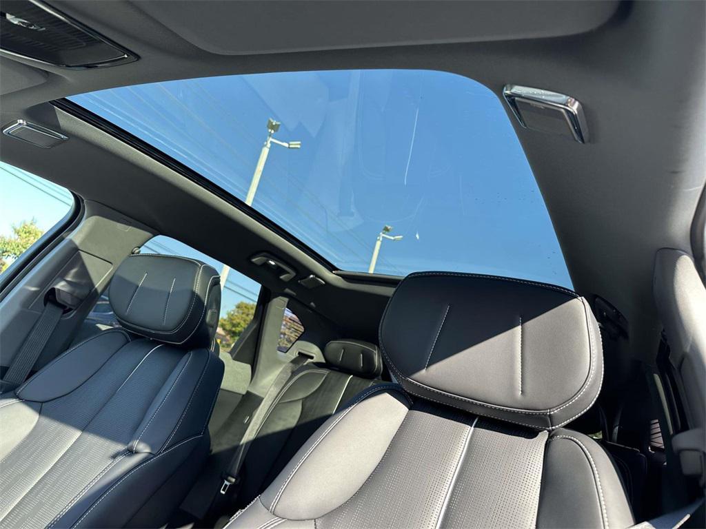 new 2025 Cadillac OPTIQ car, priced at $58,170