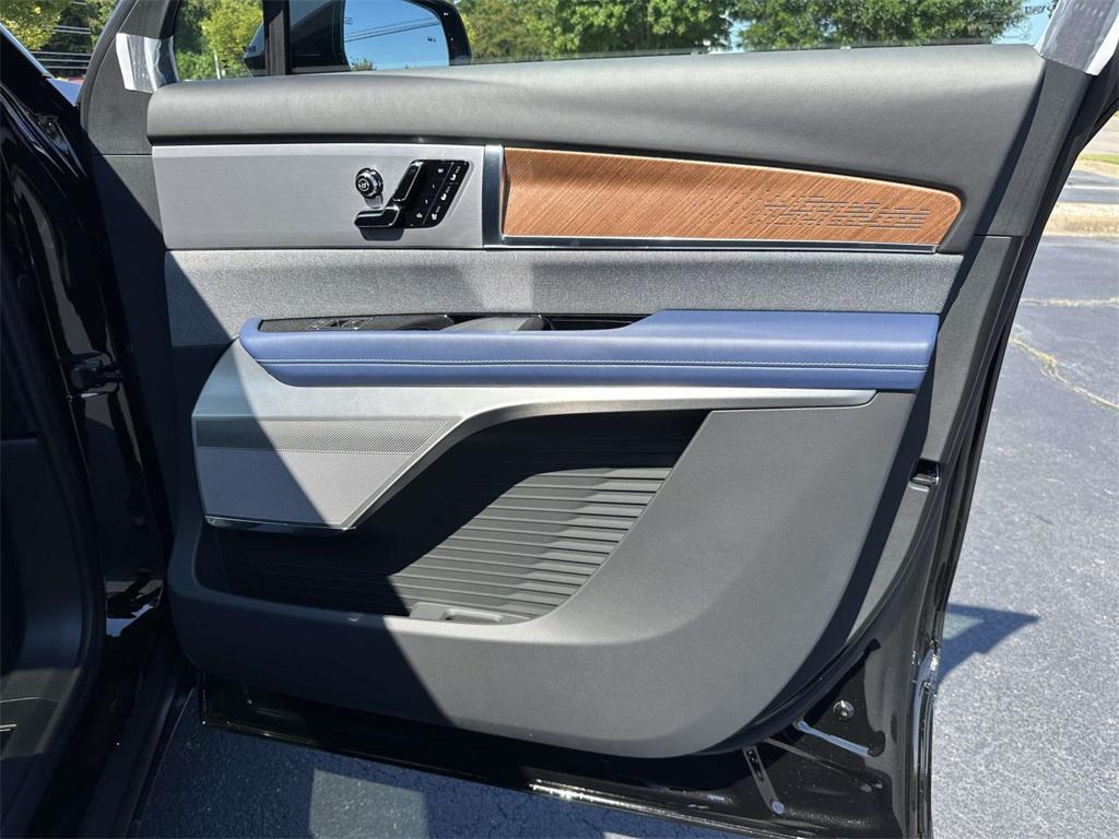 new 2026 Cadillac VISTIQ car, priced at $94,215