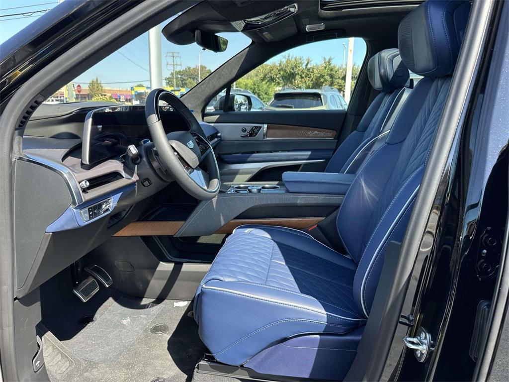 new 2026 Cadillac VISTIQ car, priced at $94,215