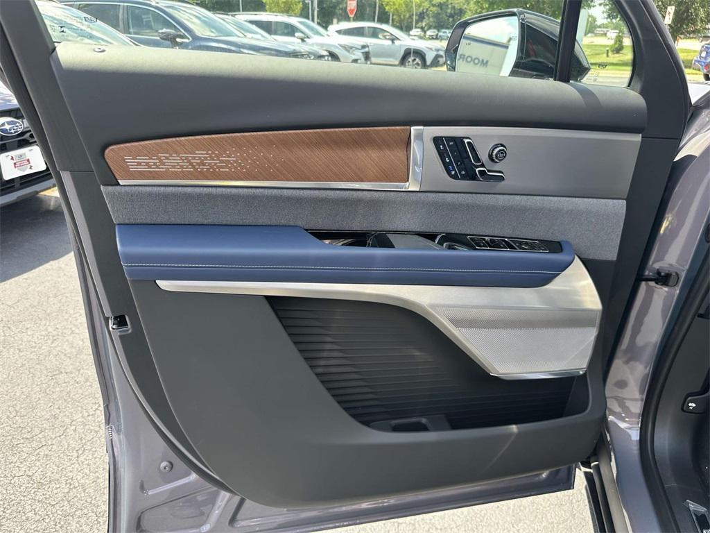 new 2026 Cadillac VISTIQ car, priced at $94,215