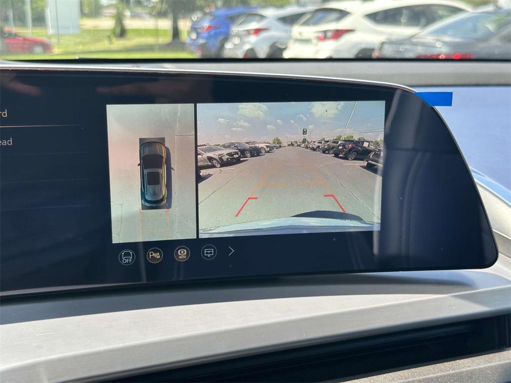 new 2026 Cadillac VISTIQ car, priced at $94,215