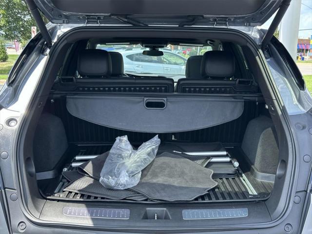 used 2022 Cadillac XT5 car, priced at $34,000
