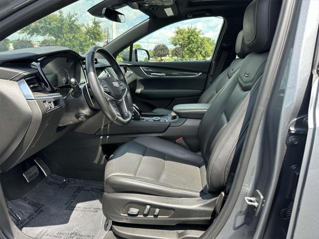 used 2022 Cadillac XT5 car, priced at $34,000