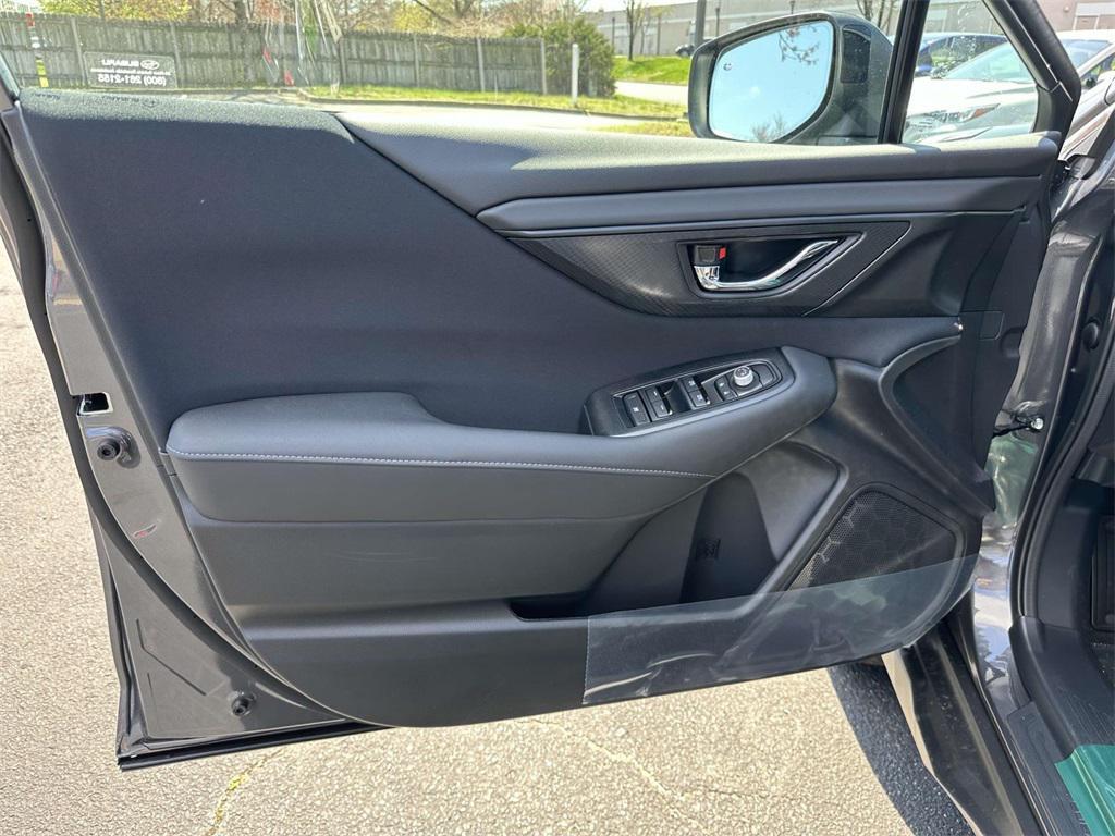 used 2025 Subaru Outback car, priced at $31,000