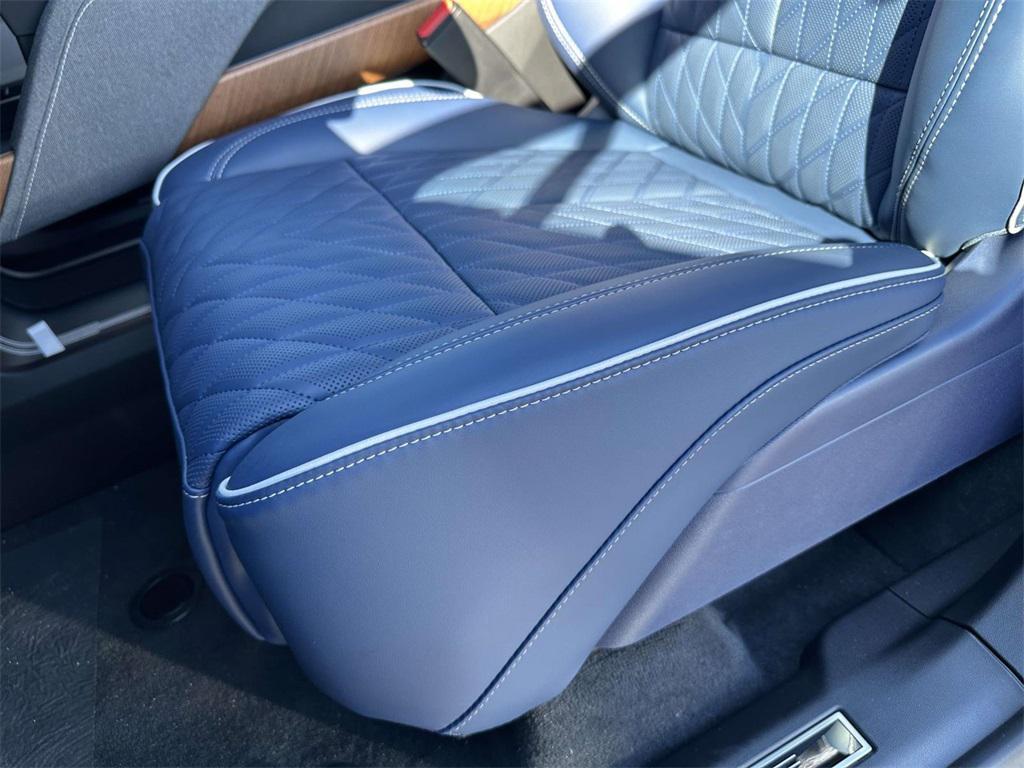 new 2026 Cadillac VISTIQ car, priced at $94,190