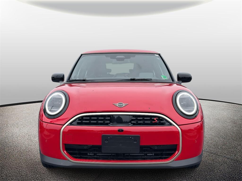 used 2025 MINI Hardtop car, priced at $27,500