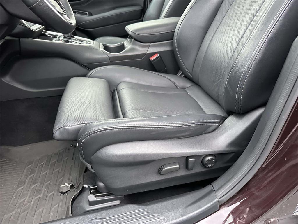 used 2024 Subaru Outback car, priced at $28,000