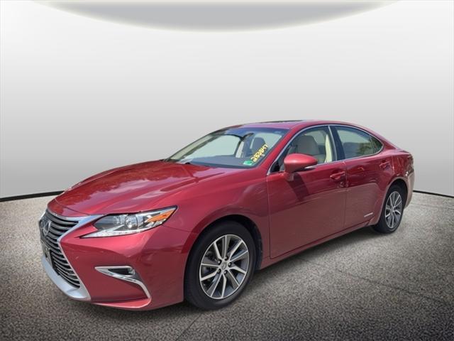 used 2018 Lexus ES 300h car, priced at $19,000