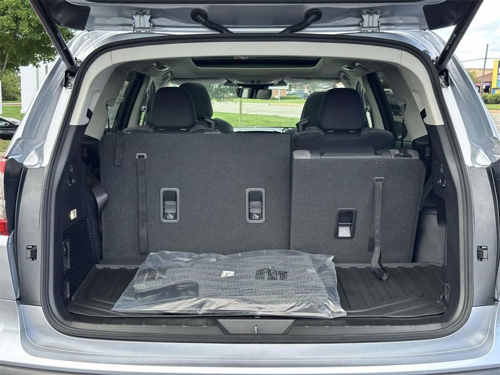 new 2025 Subaru Ascent car, priced at $43,269