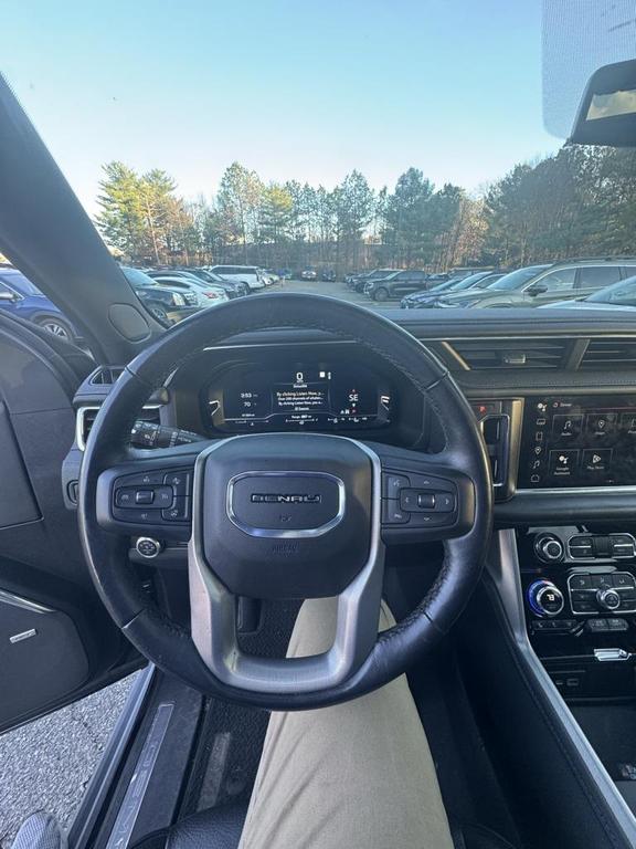 used 2022 GMC Yukon XL car, priced at $58,000