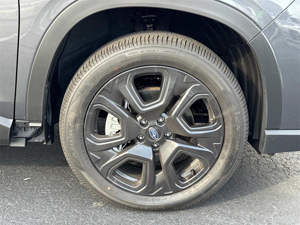 new 2025 Subaru Ascent car, priced at $43,262