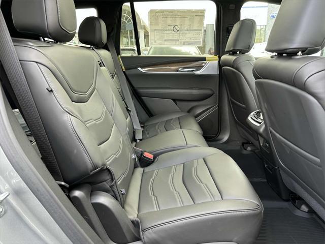 new 2025 Cadillac XT6 car, priced at $75,340