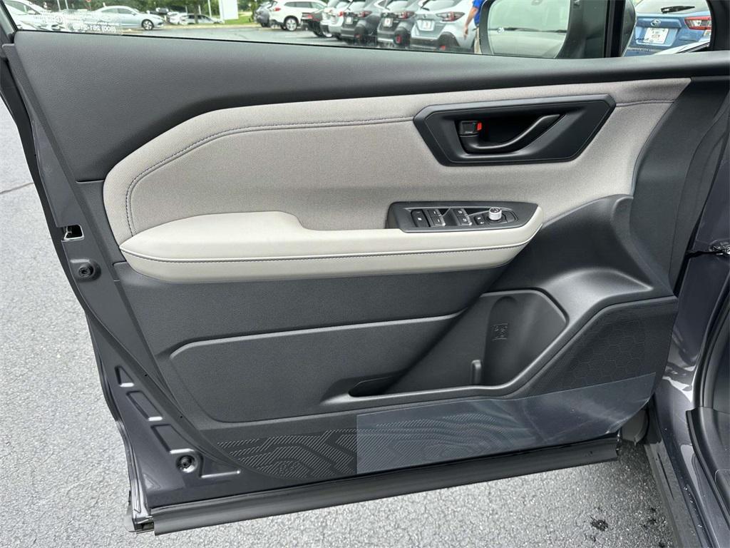 new 2025 Subaru Forester Hybrid car