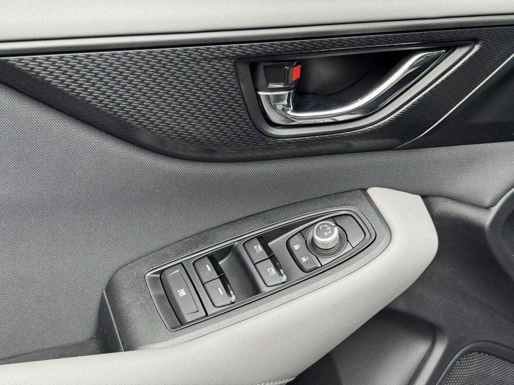 used 2025 Subaru Outback car, priced at $31,000