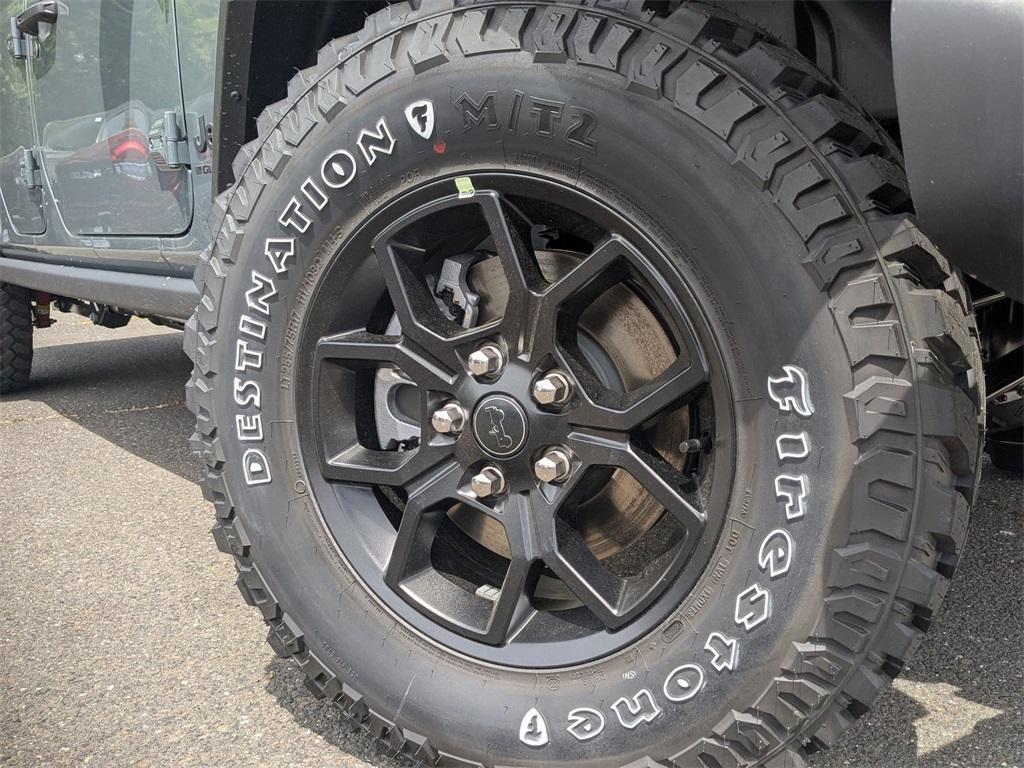 new 2025 Jeep Gladiator car, priced at $50,582
