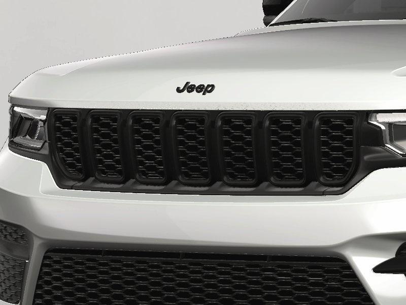 new 2025 Jeep Grand Cherokee car, priced at $44,960