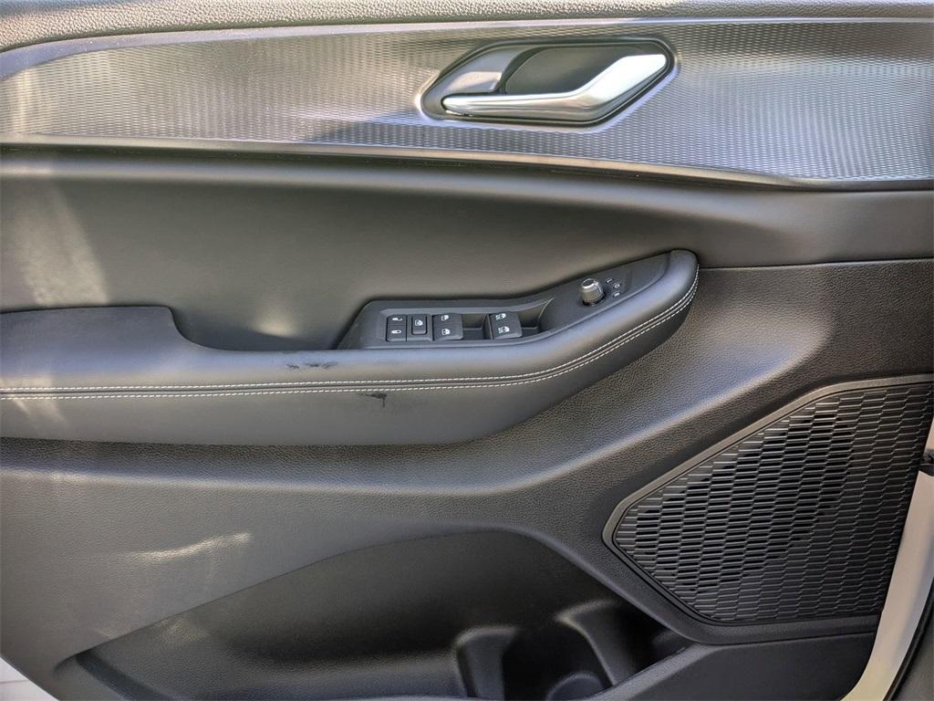 new 2025 Jeep Grand Cherokee car, priced at $44,560