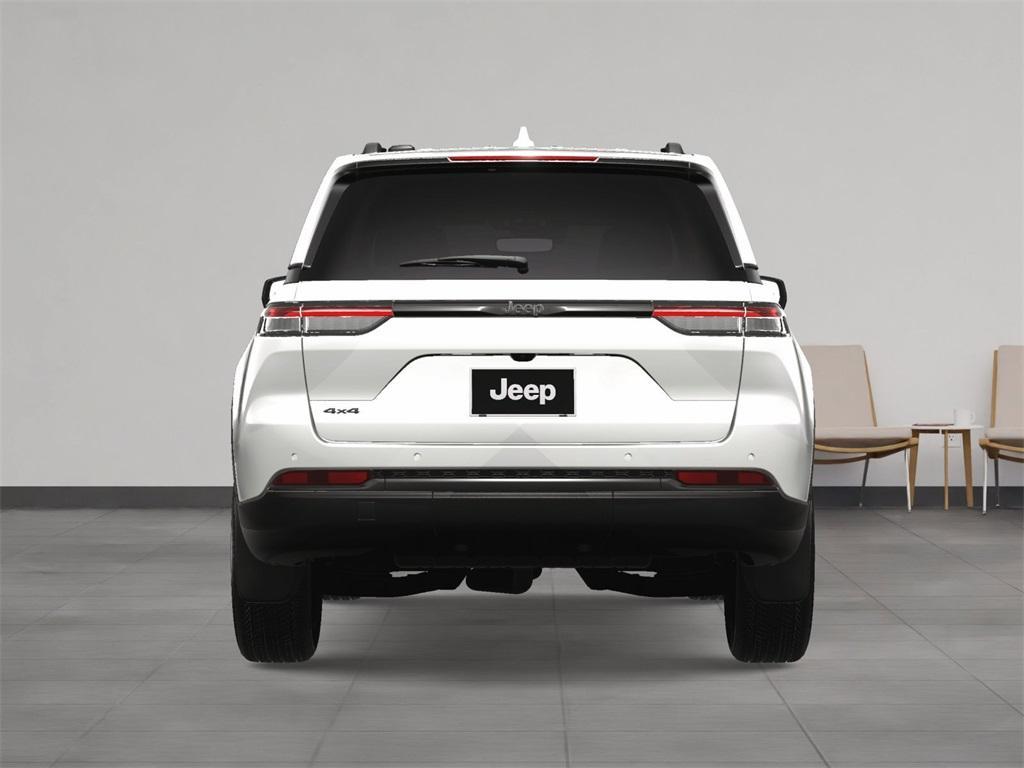 new 2025 Jeep Grand Cherokee car, priced at $44,960