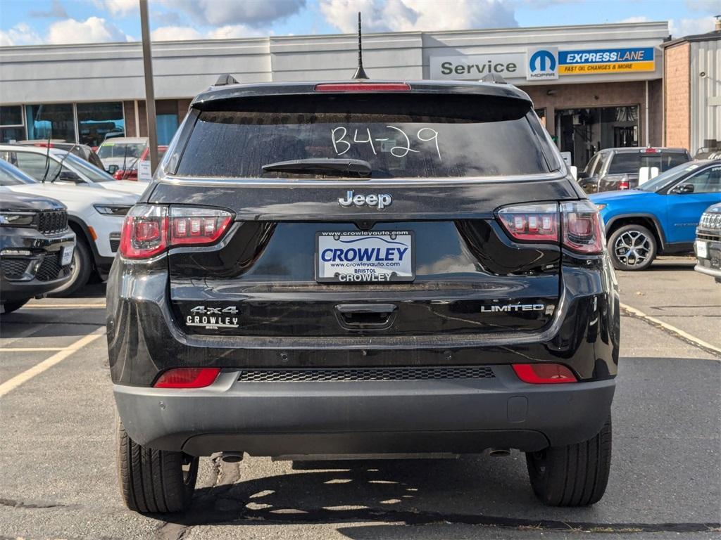 new 2025 Jeep Compass car, priced at $35,118